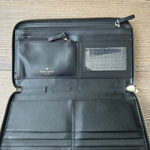 Kate Spade Snakeskin Wallet - Picture 4 of 7